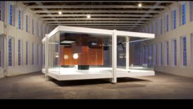 احتضان الجاذبية: التنقل في سحب القوة الكونية