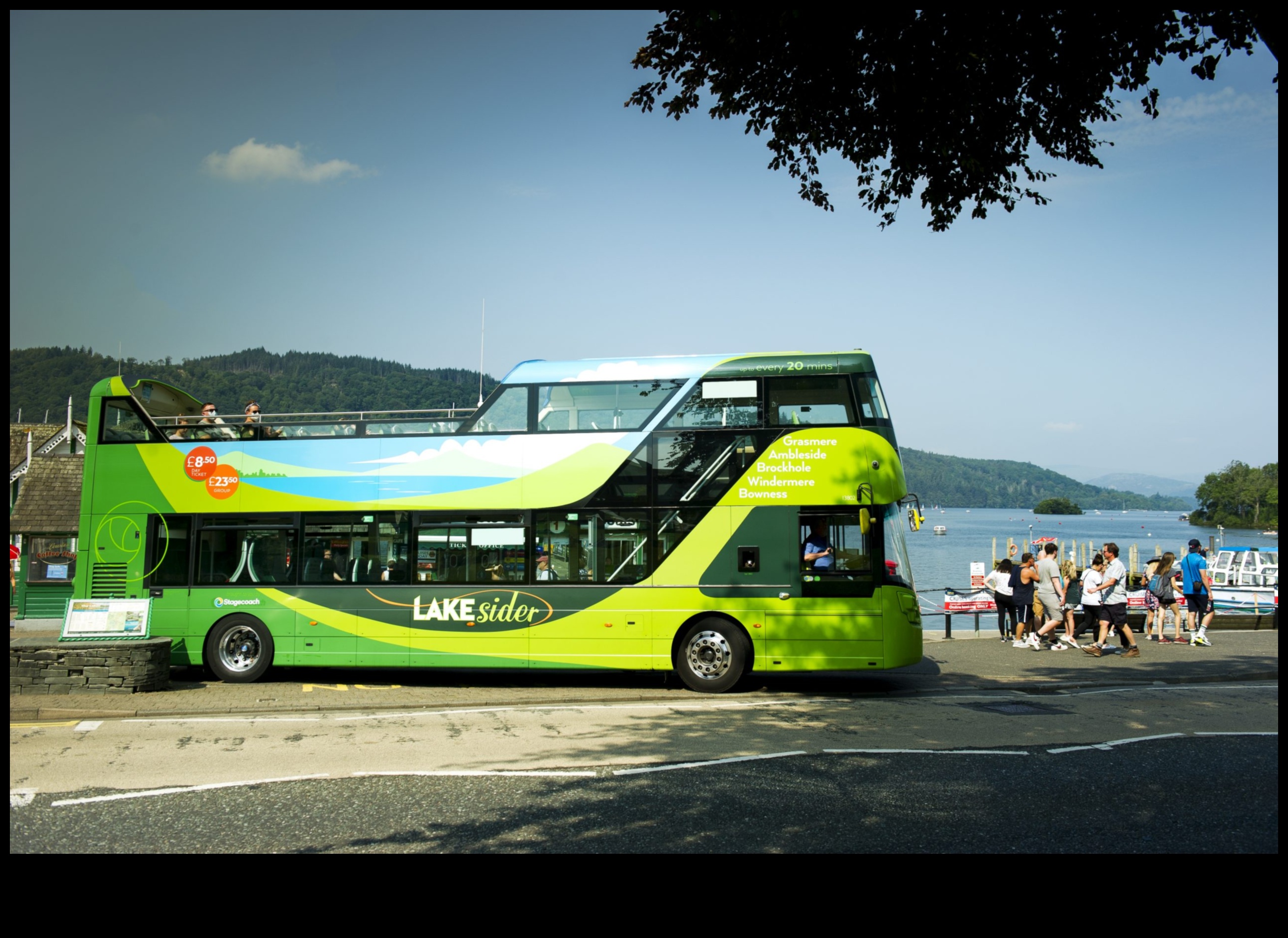 يوميات ذات طابقين: حكايات من مغامرات الحافلة المفتوحة