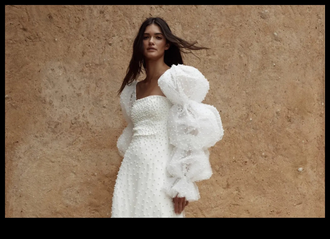 تعريف الأناقة: عجائب مصمم فساتين الزفاف