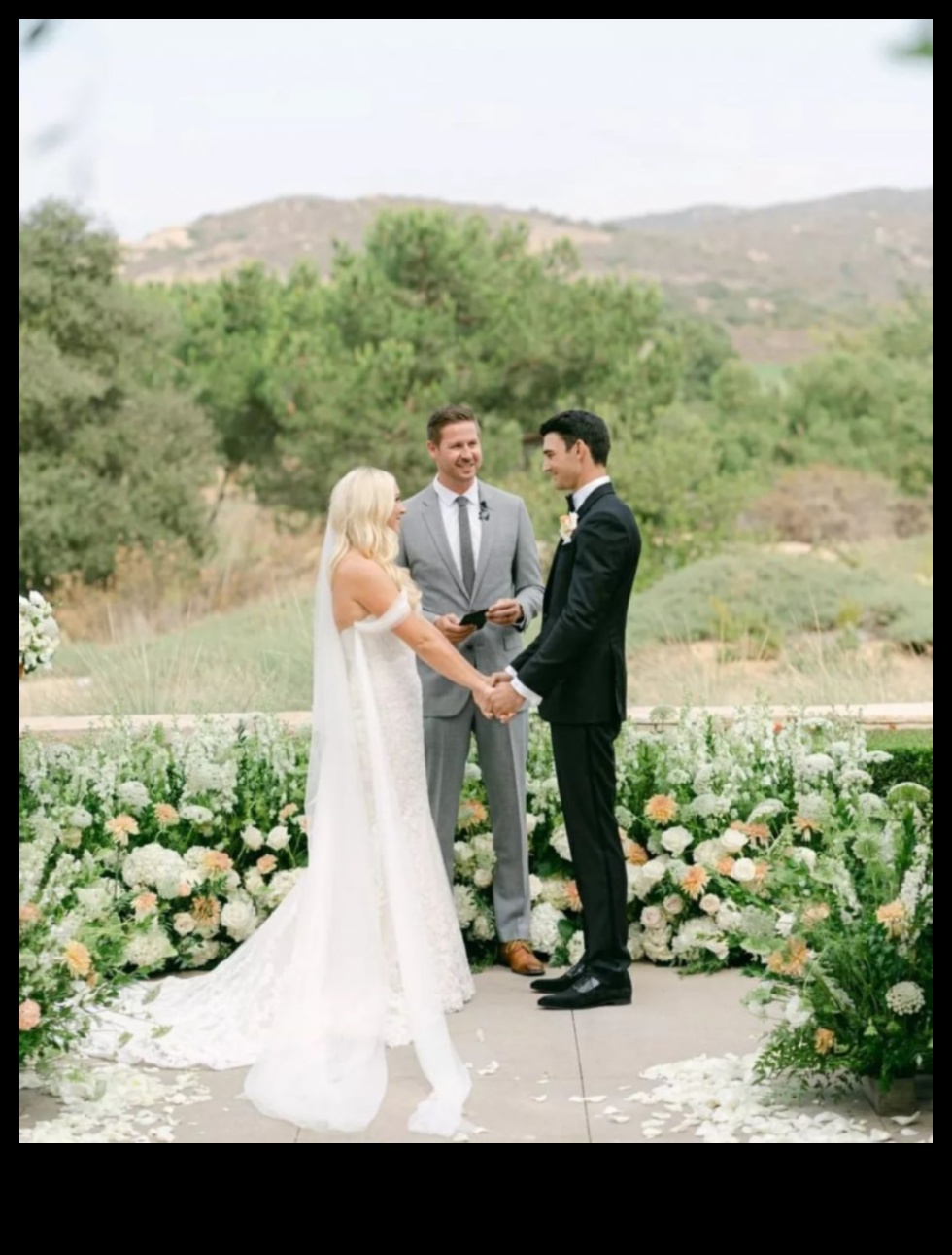 البدايات المسحورة: صياغة حفل زفافك المثالي